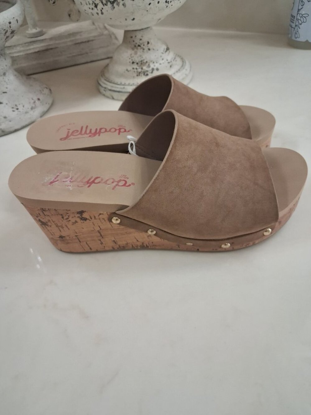 Jellypop Suede Cork Sandal Size 6 Tan